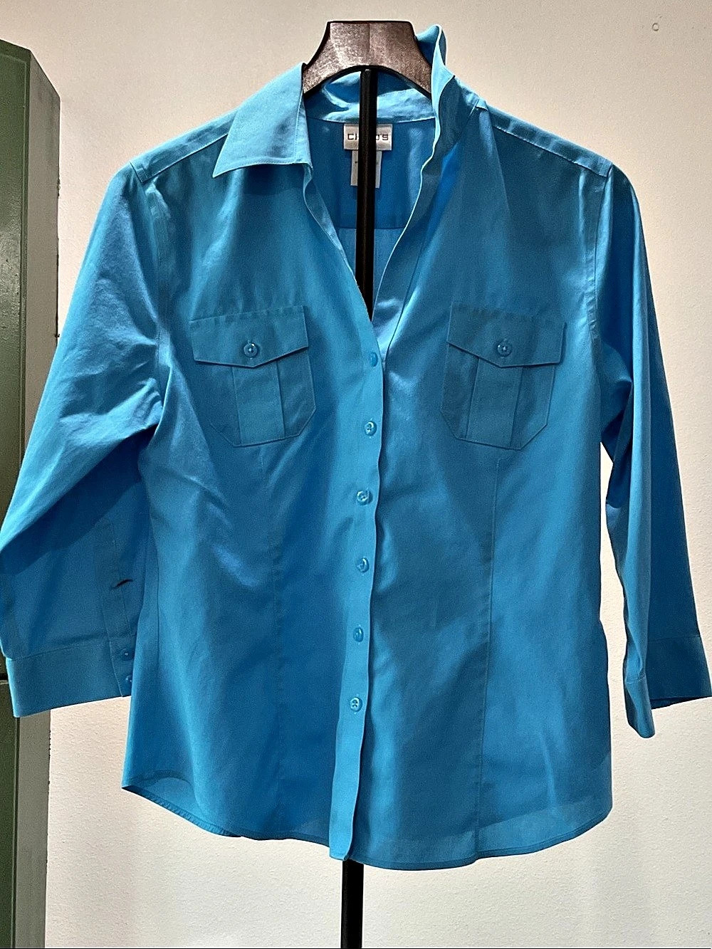 Chico's Button Down Shirt in Blue Size 1